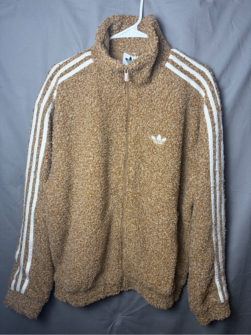 adidas Men’s BOUCLE FB TT brand new Medium